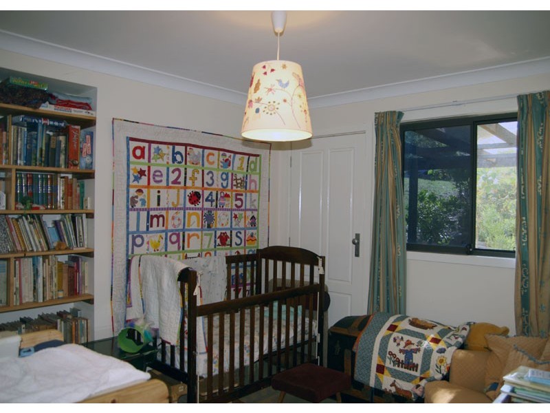 5 Linden Way, Mollymook NSW 2539