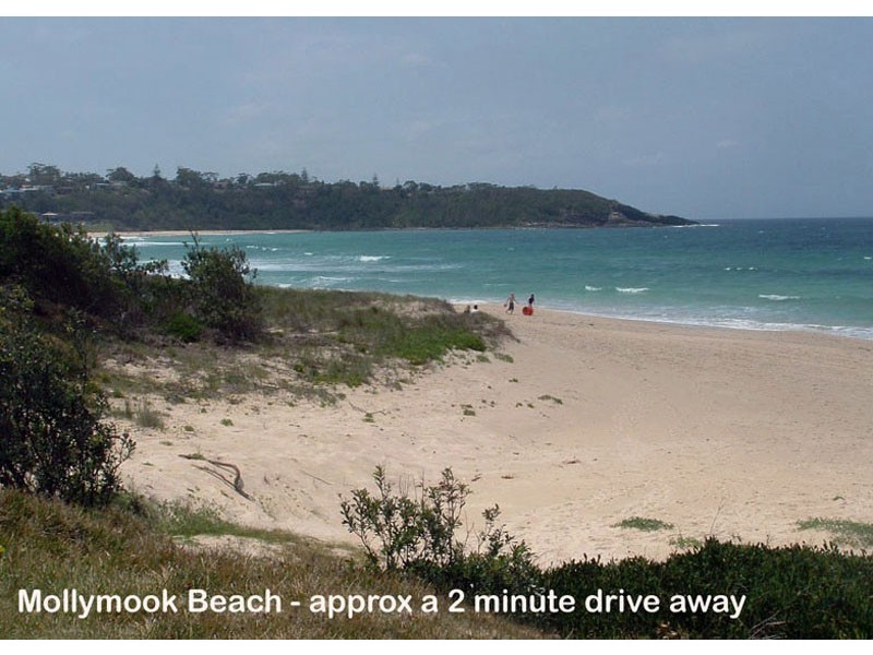 5 Linden Way, Mollymook NSW 2539