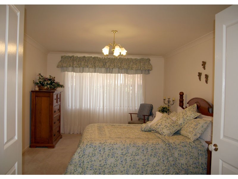 207 Matron Porter Dr, Narrawallee NSW 2539