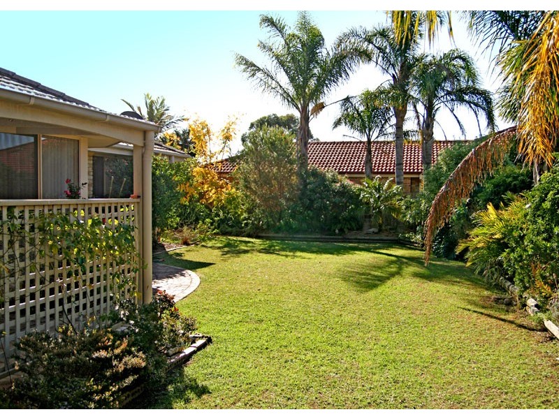 4 Woodalla Way, Narrawallee NSW 2539