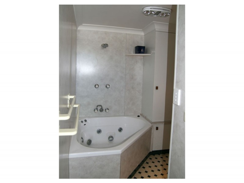 46 Normandy St, Narrawallee NSW 2539