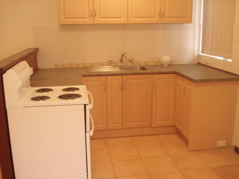 1/16 Amery st, Como WA 6152
