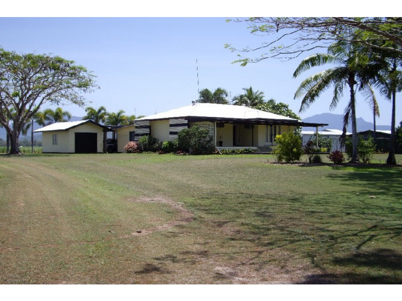 3394 Abergowrie Road, Abergowrie QLD 4850