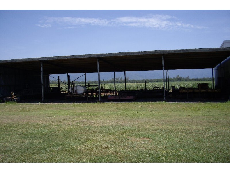 3394 Abergowrie Road, Abergowrie QLD 4850