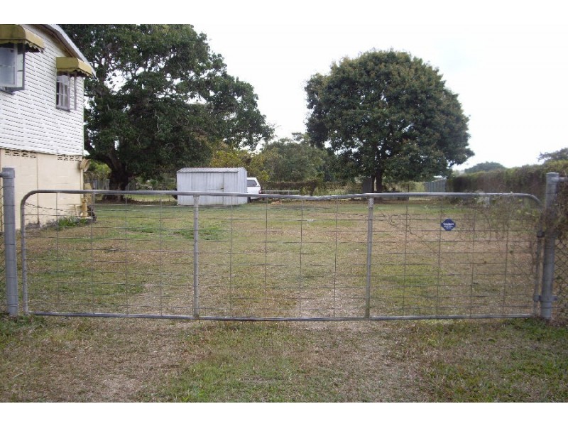 10 Dickson Street, Ingham QLD 4850