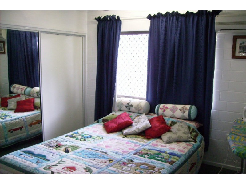 7 Herring Street, Taylors Beach QLD 4850