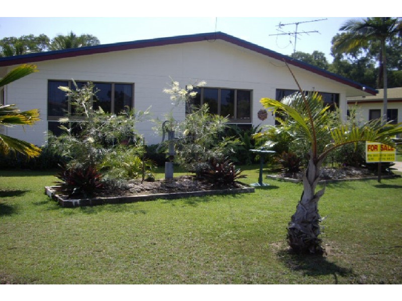 7 Herring Street, Taylors Beach QLD 4850