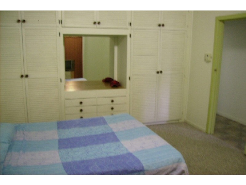 15 Spencer Street, Macknade QLD 4850