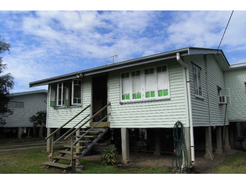 14 Spencer Street, Macknade QLD 4850