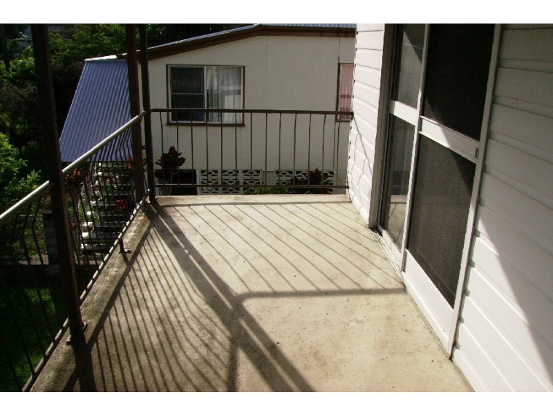 11 Spencer Street, Macknade QLD 4850