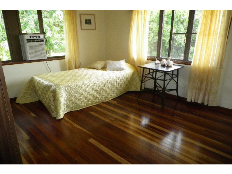 8 Townsend Street, Ingham QLD 4850