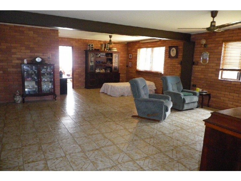 8 Townsend Street, Ingham QLD 4850