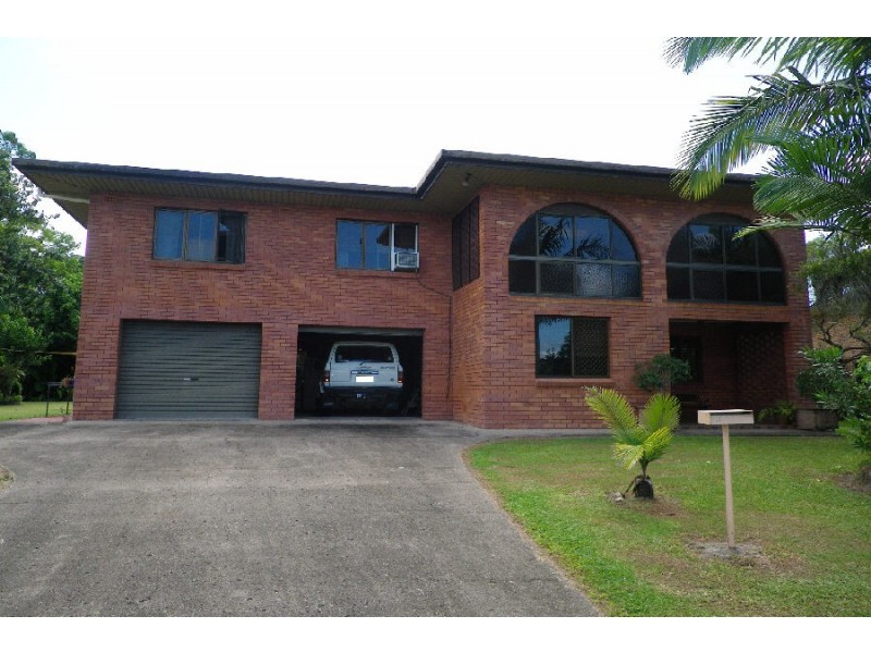 8 Townsend Street, Ingham QLD 4850