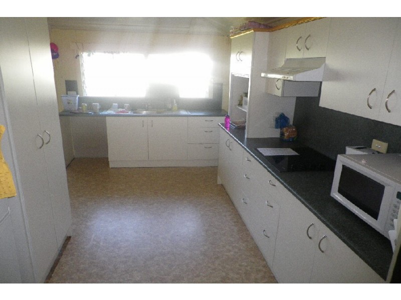 13 Palmer Street, Ingham QLD 4850