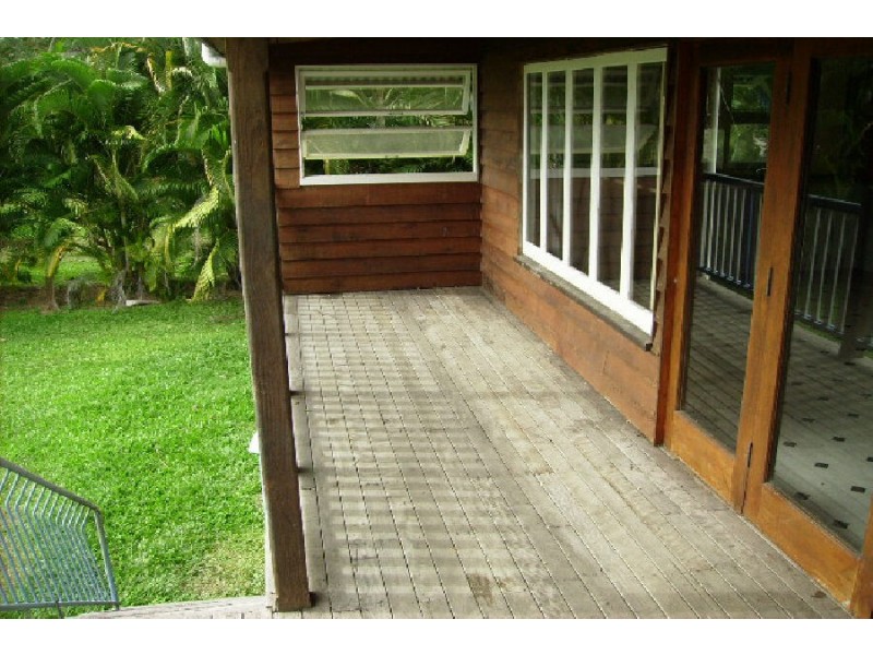 30 Fulton Drive, Bemerside QLD 4850
