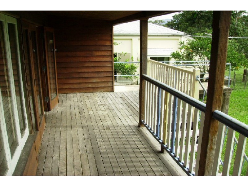 30 Fulton Drive, Bemerside QLD 4850