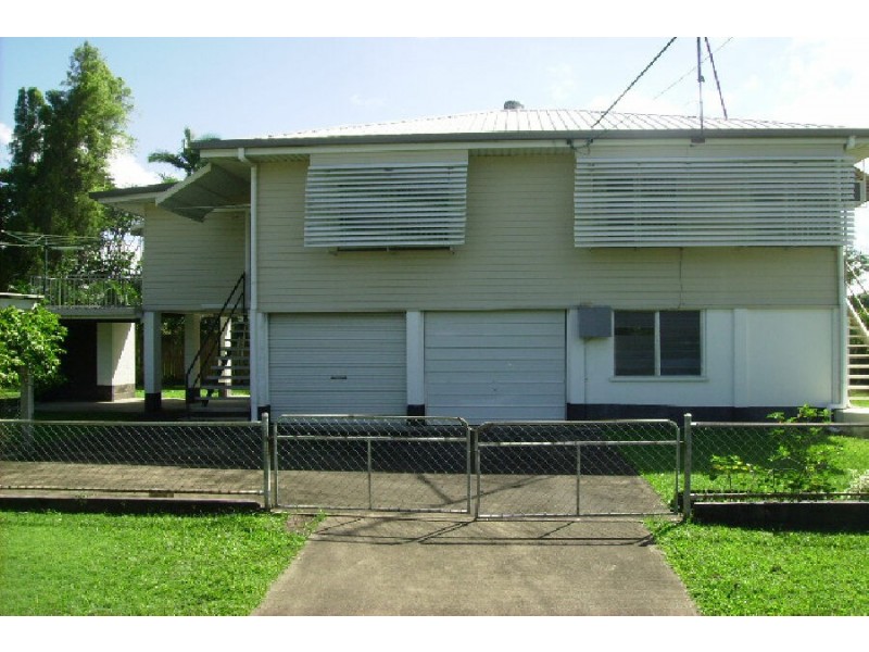 15 Dickson Street, Ingham QLD 4850