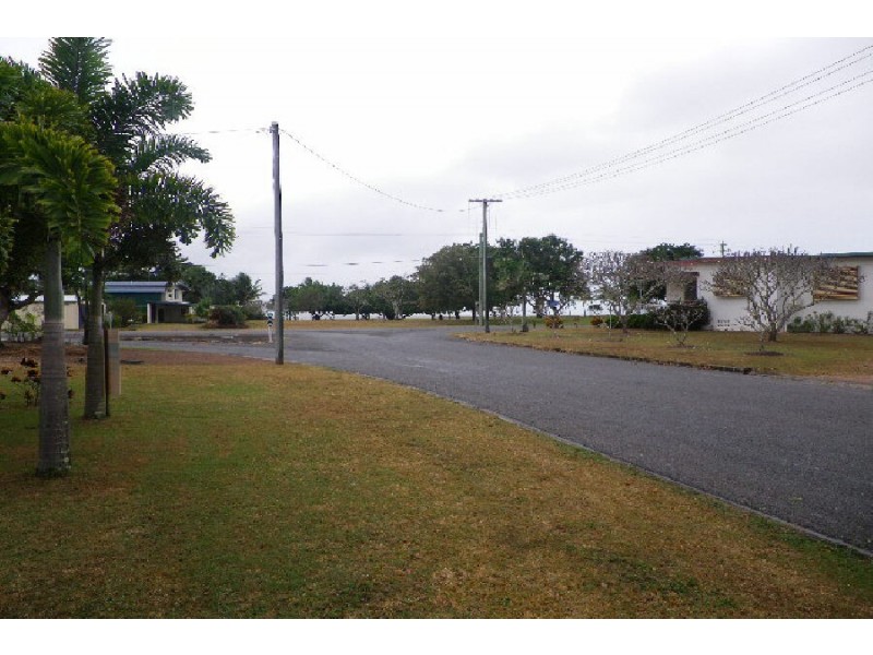 2 Pearson Street, Lucinda QLD 4850