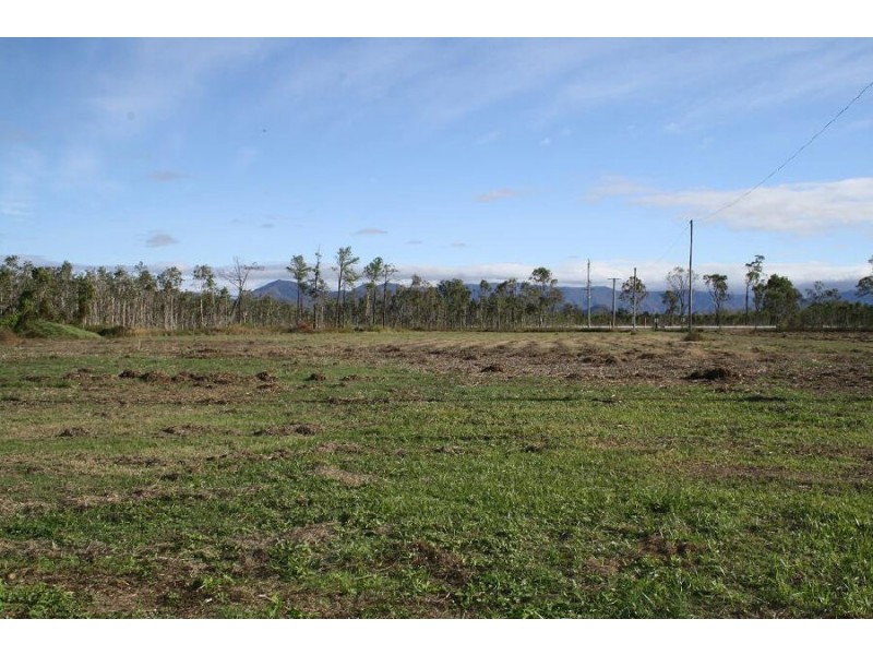 41650 Bruce Highway, Bluewater QLD 4818