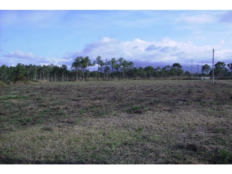 41650 Bruce Highway, Bluewater QLD 4818