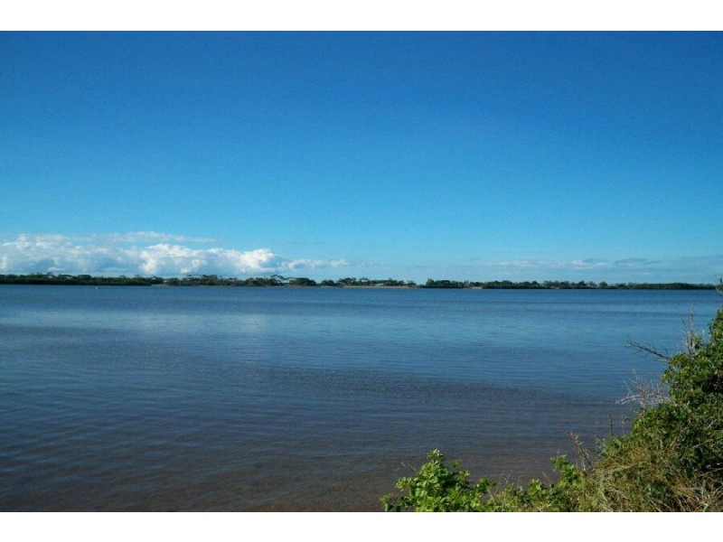 40 John Dory, Taylors Beach QLD 4850