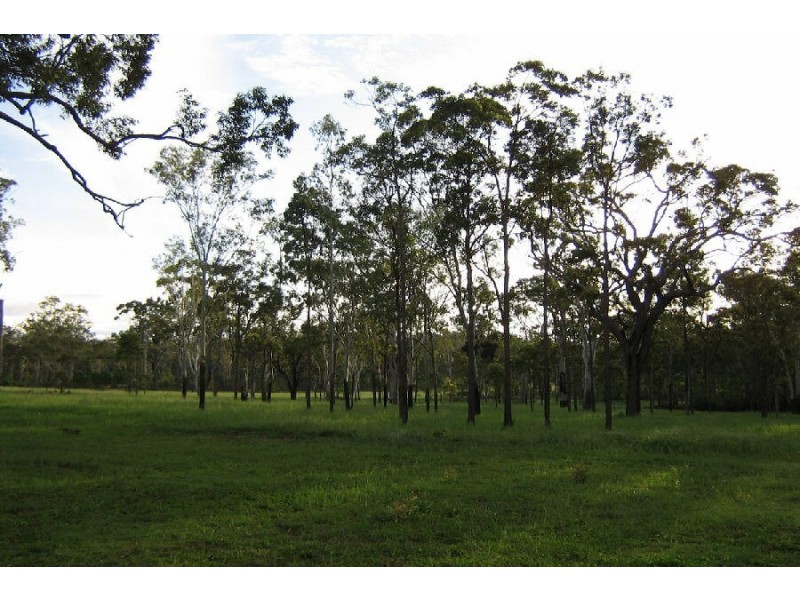 26 The Crater Road, Mount Fox QLD 4850