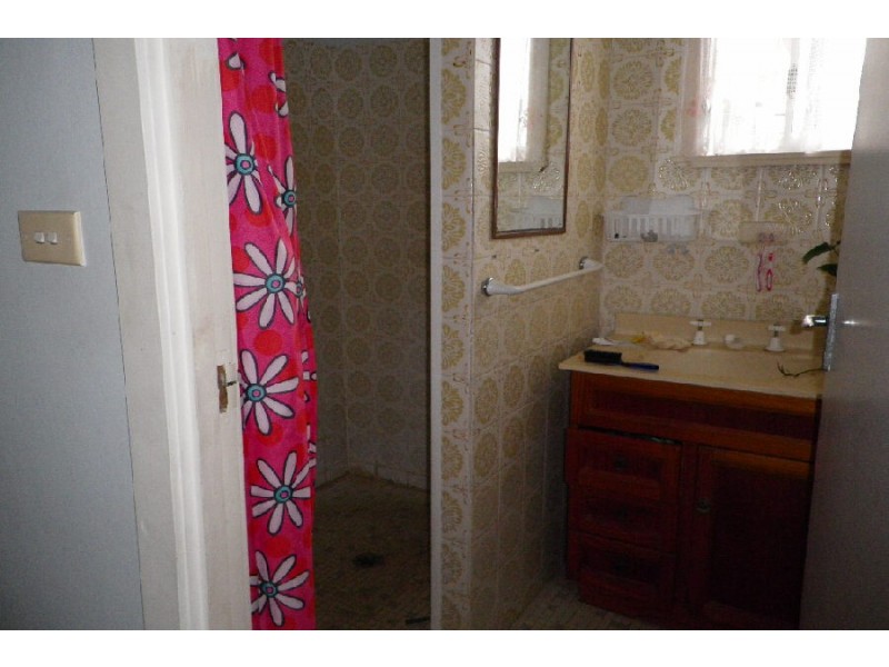 6 Grunter Street, Taylors Beach QLD 4850