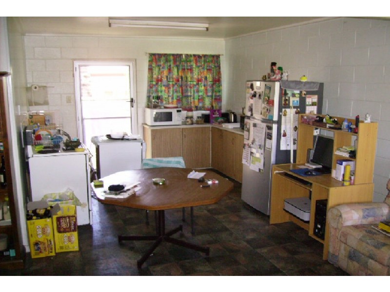 25 Warren Street, Ingham QLD 4850