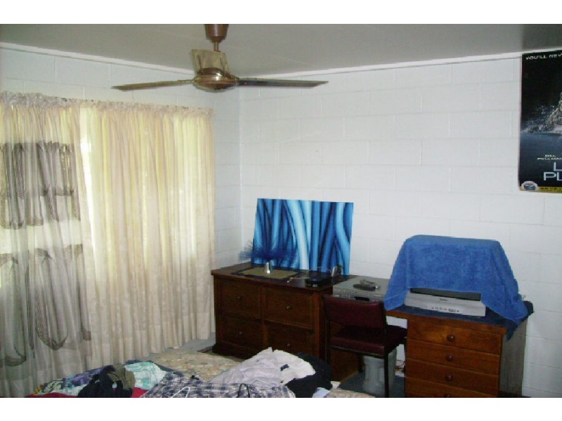 25 Warren Street, Ingham QLD 4850