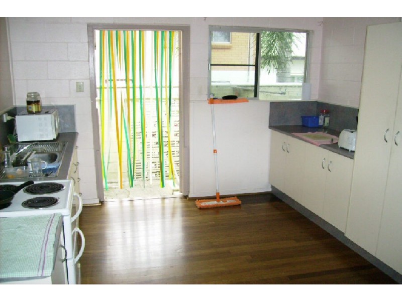 25 Warren Street, Ingham QLD 4850