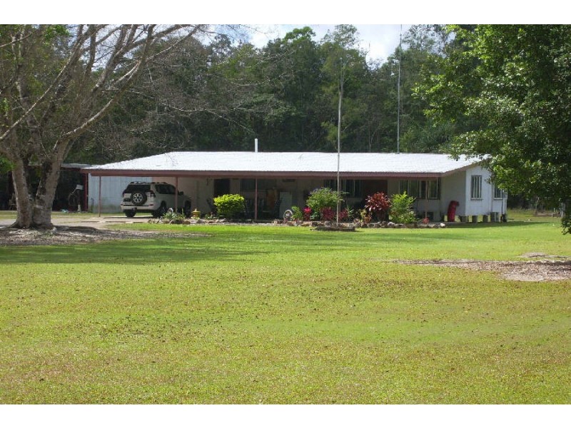32 Copley’s Road, Abergowrie QLD 4850
