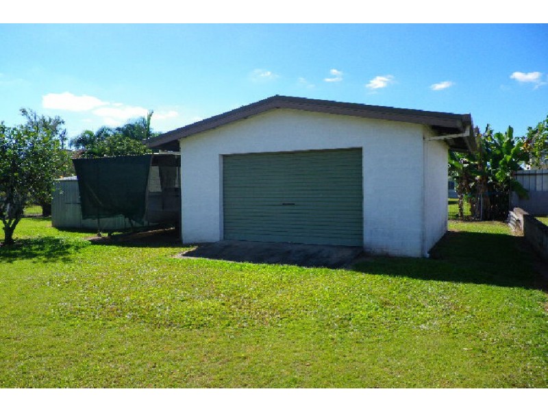 12 Mambrini Street, Halifax QLD 4850