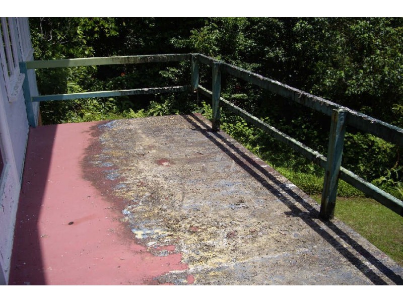 30 Dowzer Street, Tully QLD 4854