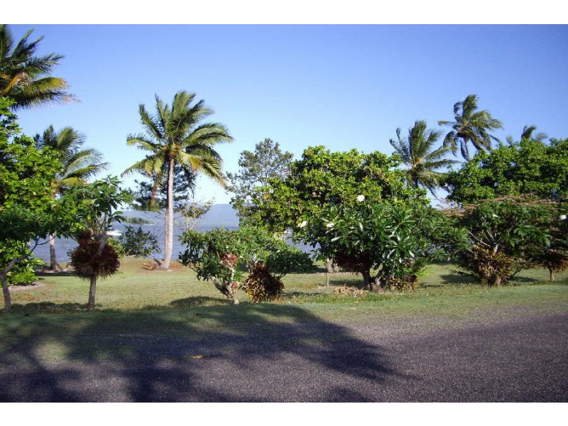 69 Marine Parade, Cardwell QLD 4849