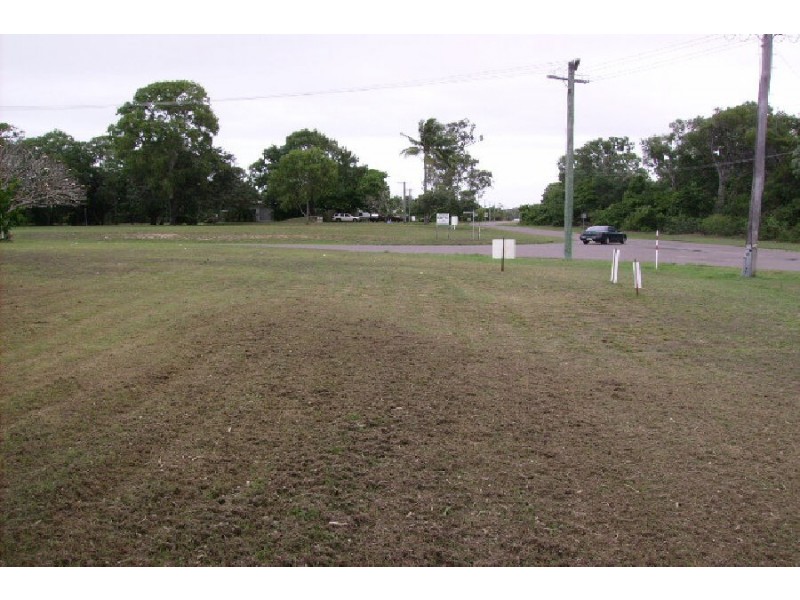 1 Groper Street, Taylors Beach QLD 4850