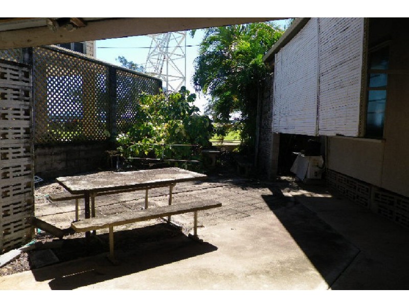11 Vass Street, Lucinda QLD 4850