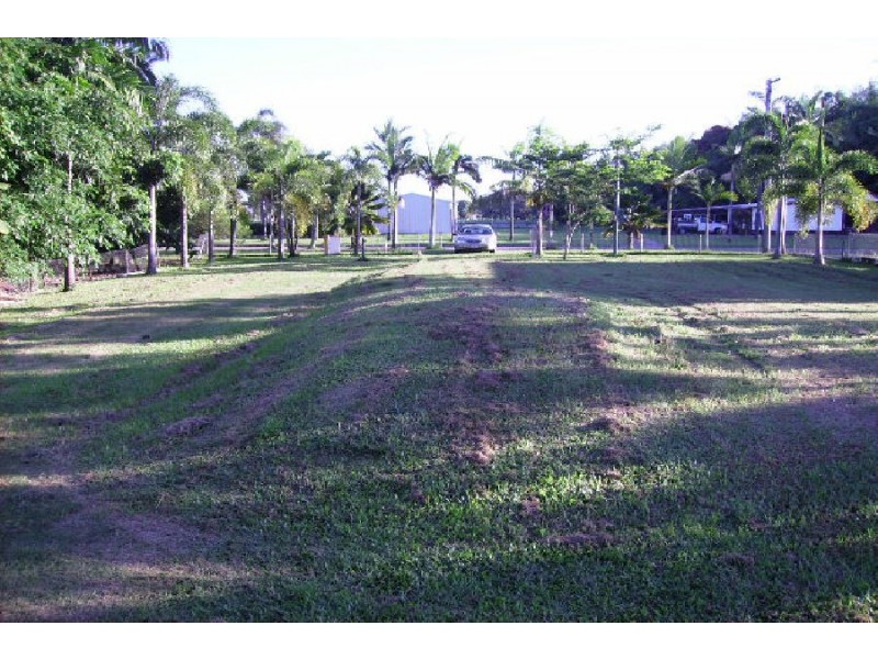 6 Stephensen’s Avenue, Halifax QLD 4850