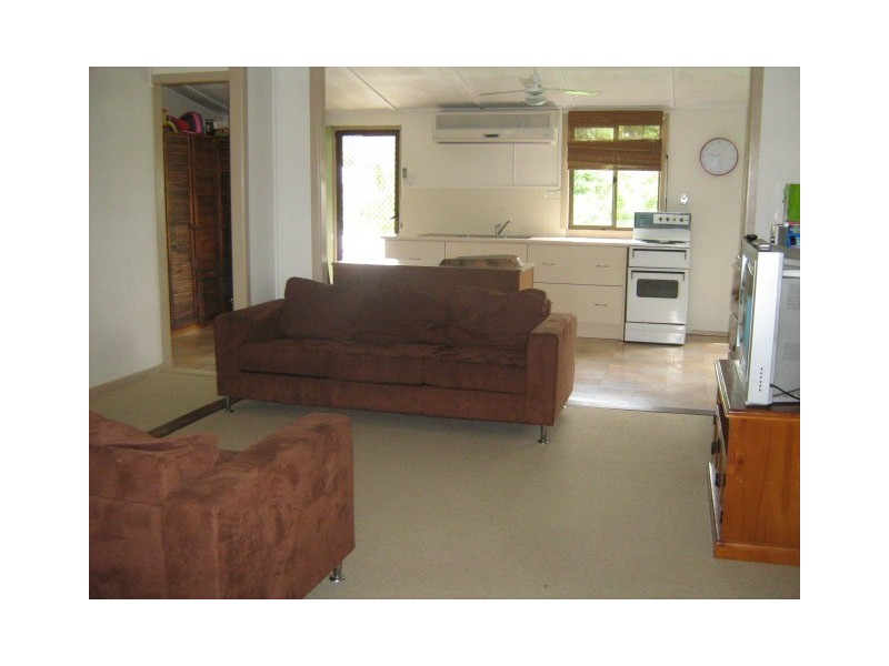 8 Heard Street, Ingham QLD 4850