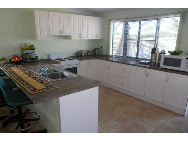 24 Musgrave Street, Halifax QLD 4850