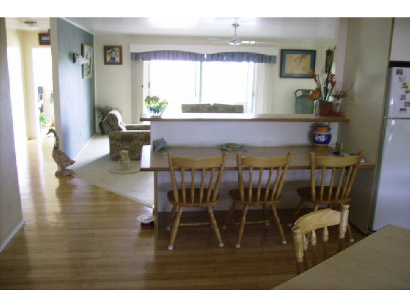 9 Acacia Road, Halifax QLD 4850