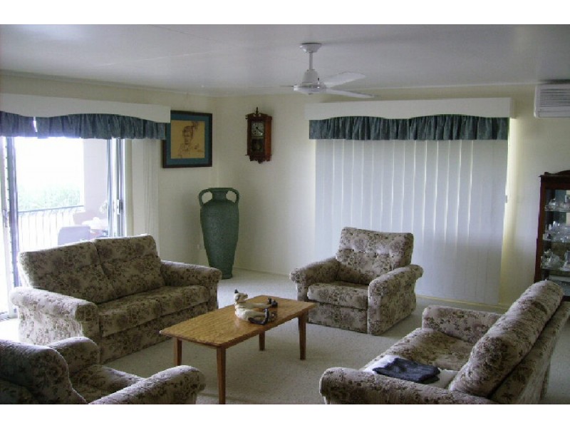 9 Acacia Road, Halifax QLD 4850