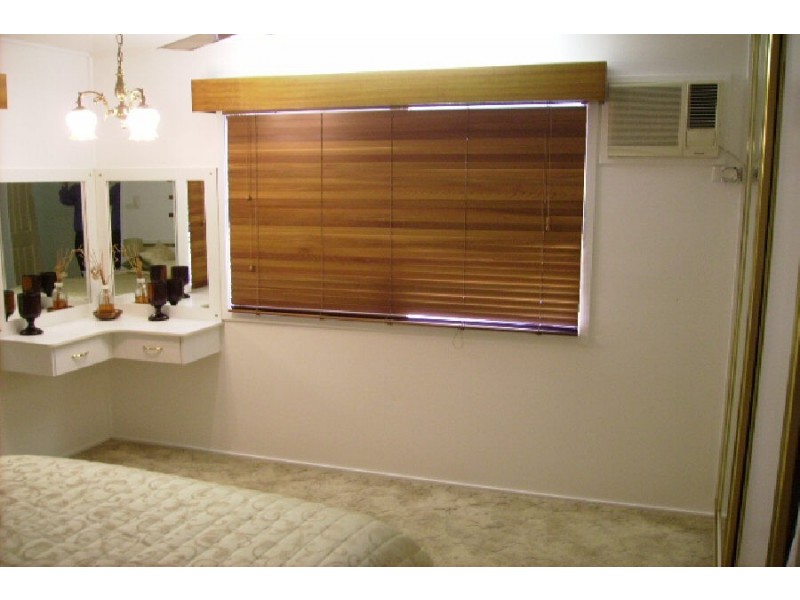 9 Acacia Road, Halifax QLD 4850