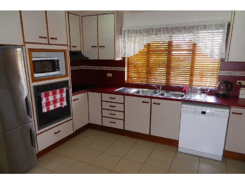 13 Britton Street, Trebonne QLD 4850