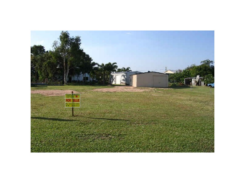 26 Wallis Street, Trebonne QLD 4850
