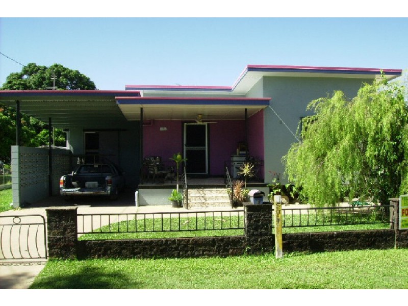 6 River Avenue, Halifax QLD 4850