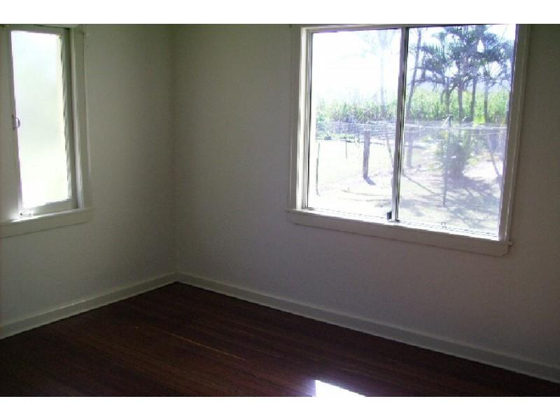 50-52 Fairford Road, Ingham QLD 4850