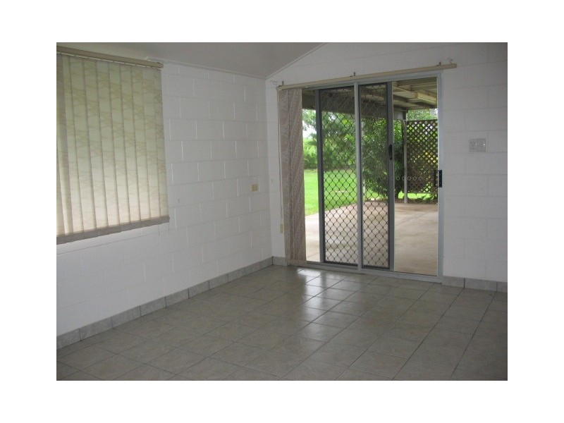 50-52 Fairford Road, Ingham QLD 4850