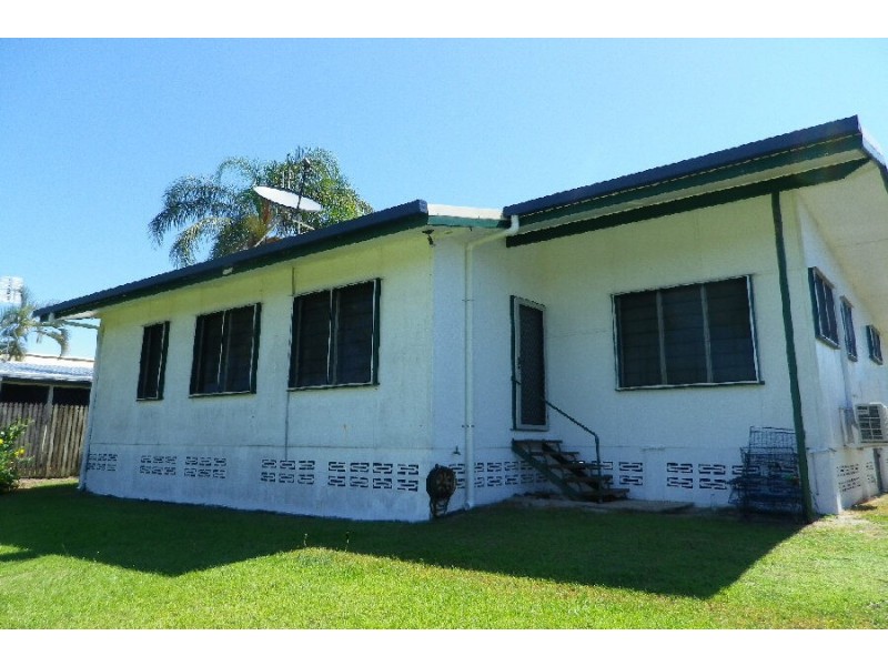 68 John Dory Street, Taylors Beach QLD 4850