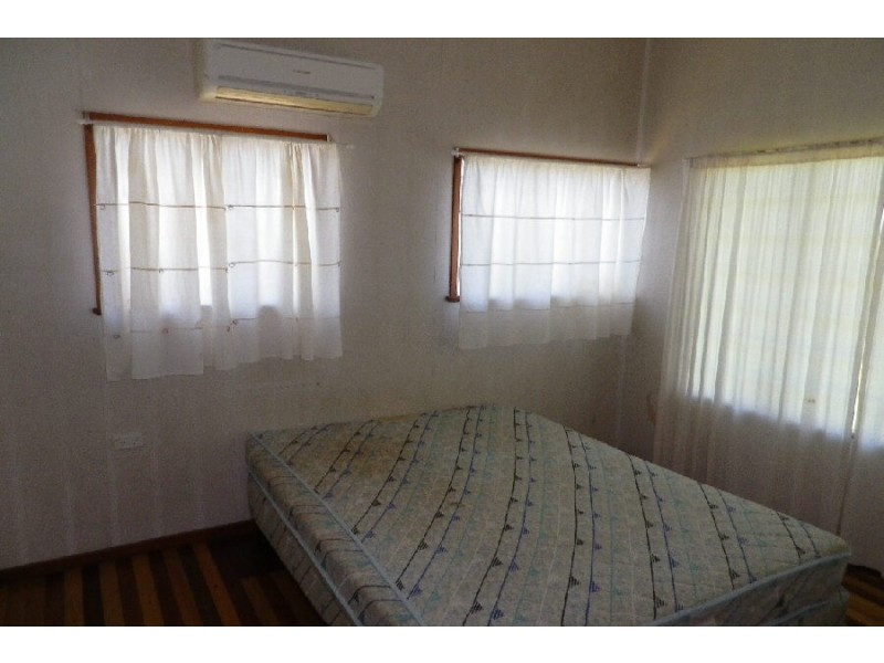 68 John Dory Street, Taylors Beach QLD 4850