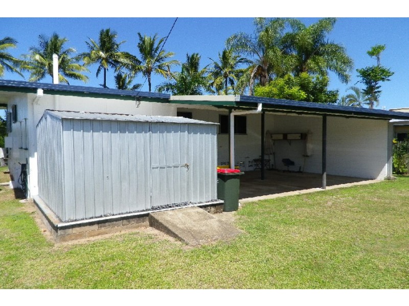 68 John Dory Street, Taylors Beach QLD 4850